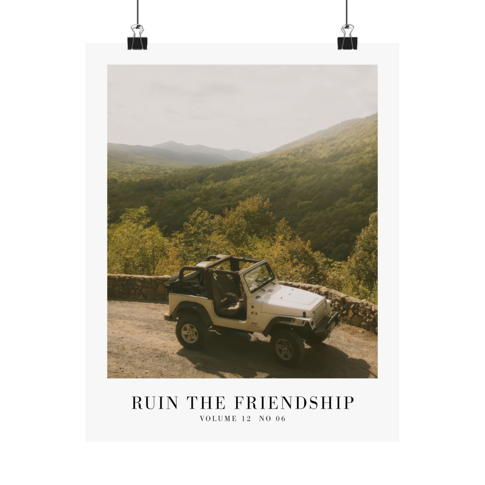 Showgirl performing on stage highlighting the themes of friendship and challenges that can ruin the friendship in showbiz life.