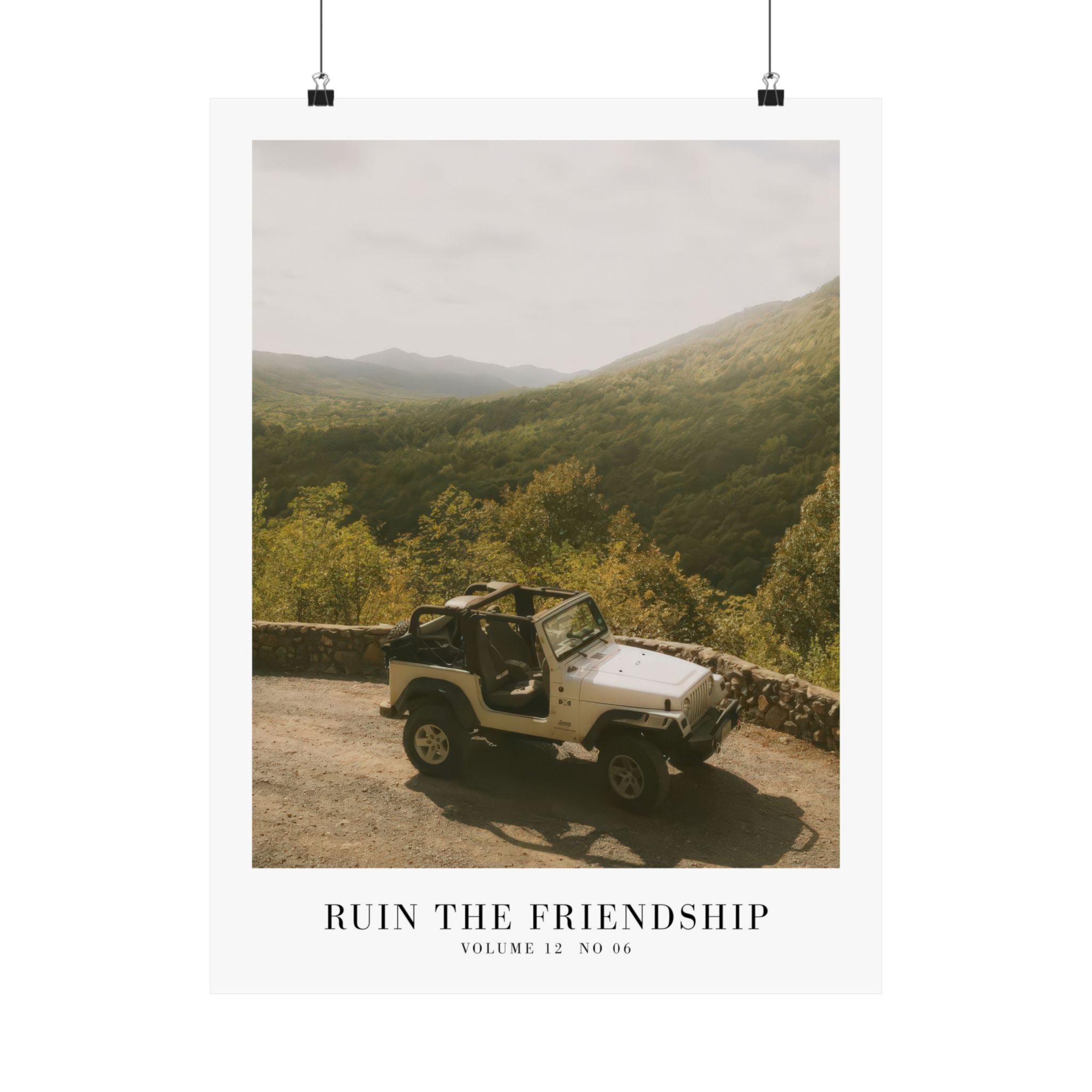 Showgirl performing on stage highlighting the themes of friendship and challenges that can ruin the friendship in showbiz life.