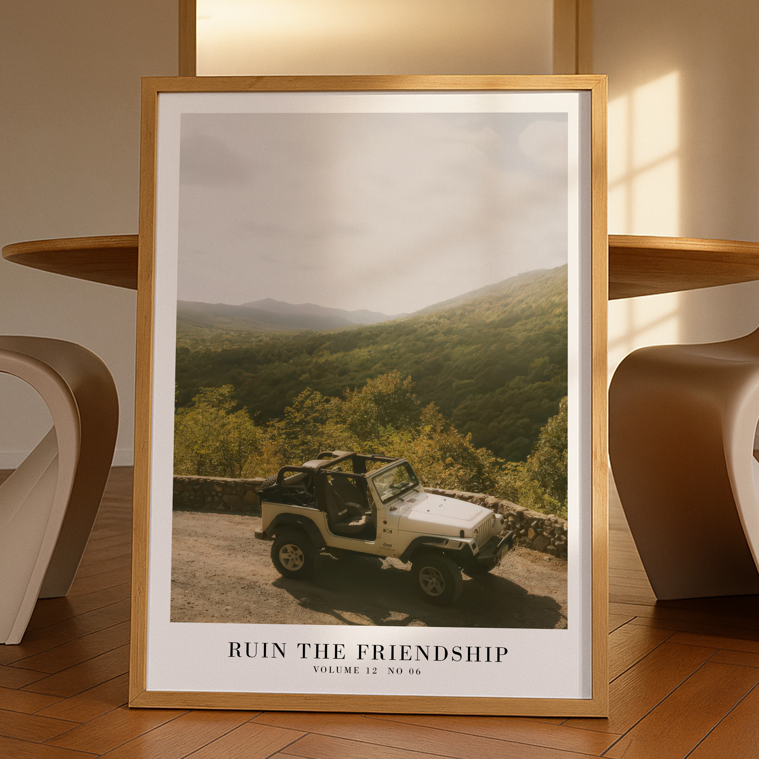 Showgirl performing on stage highlighting the themes of friendship and challenges that can ruin the friendship in showbiz life.