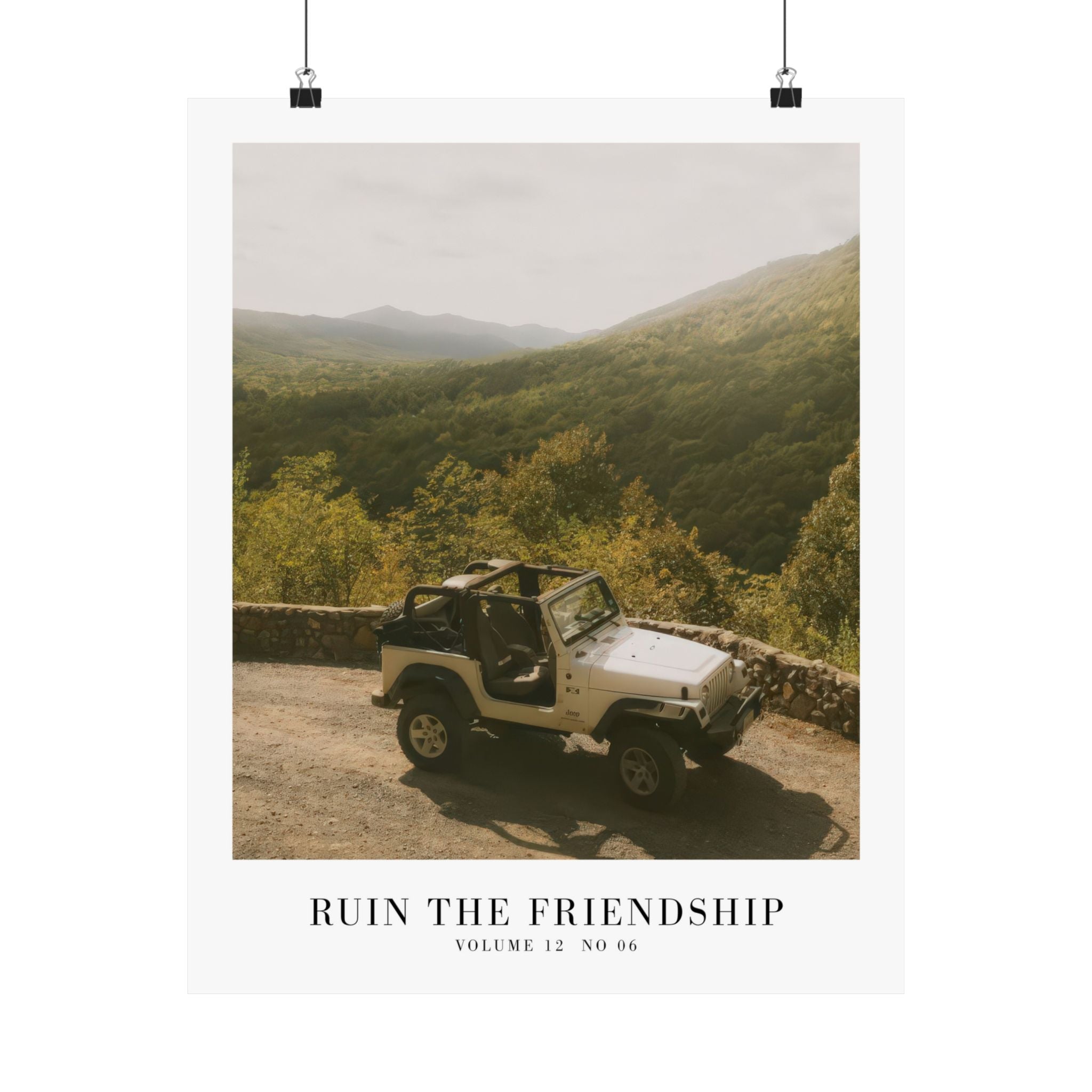 Showgirl performing on stage highlighting the themes of friendship and challenges that can ruin the friendship in showbiz life.